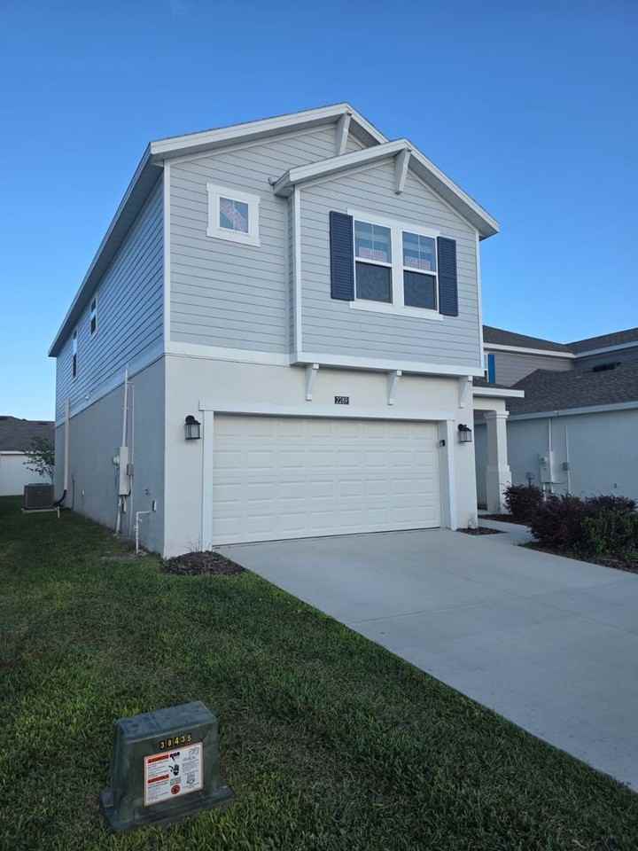 2289 Amorie Dr - Photo 2 of 27