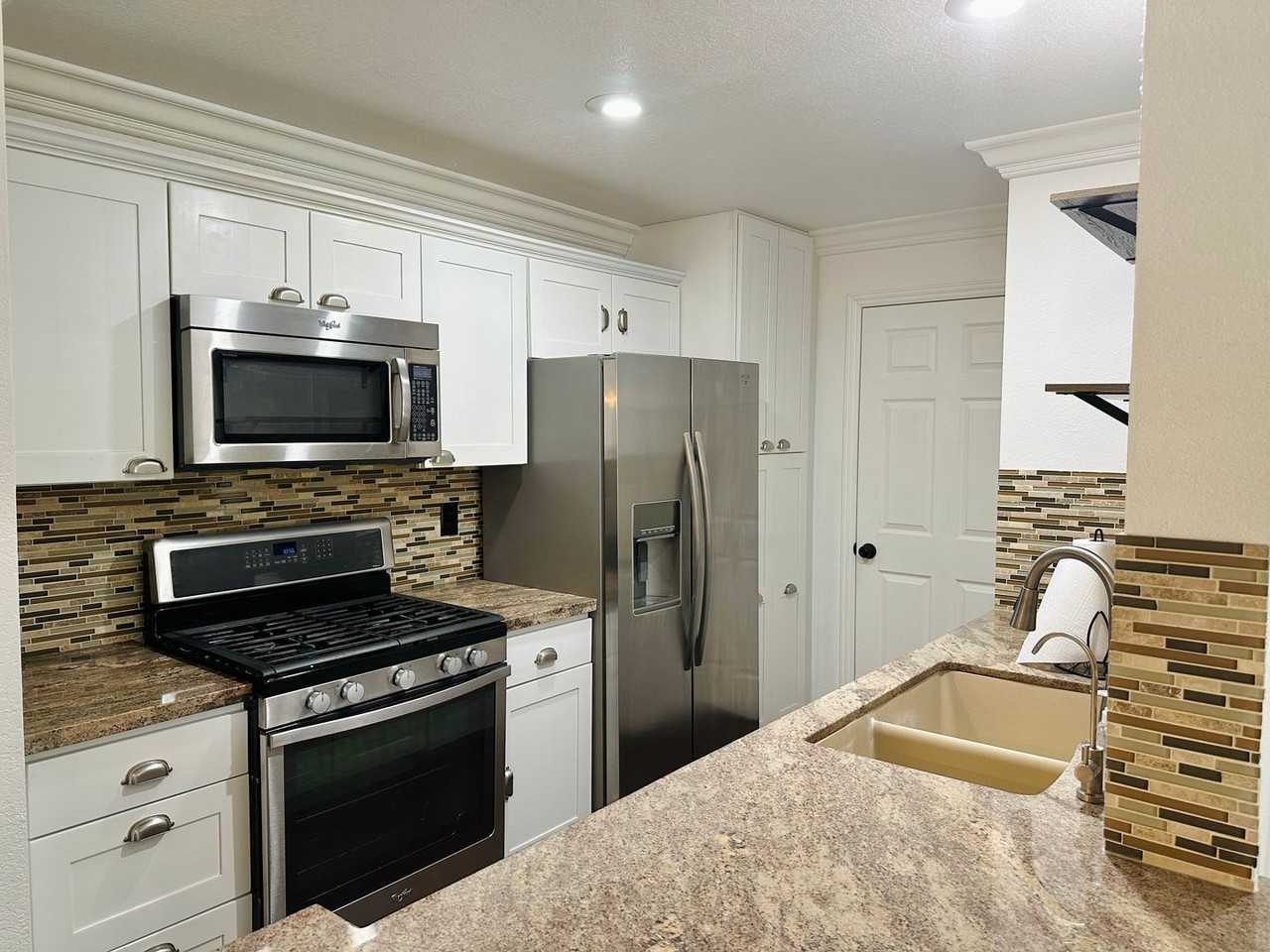 2200 S Fort Apache Rd #2251 - Photo 7 of 32