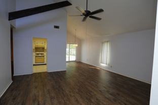 314 Hummingbird Cir - Photo 1 of 1