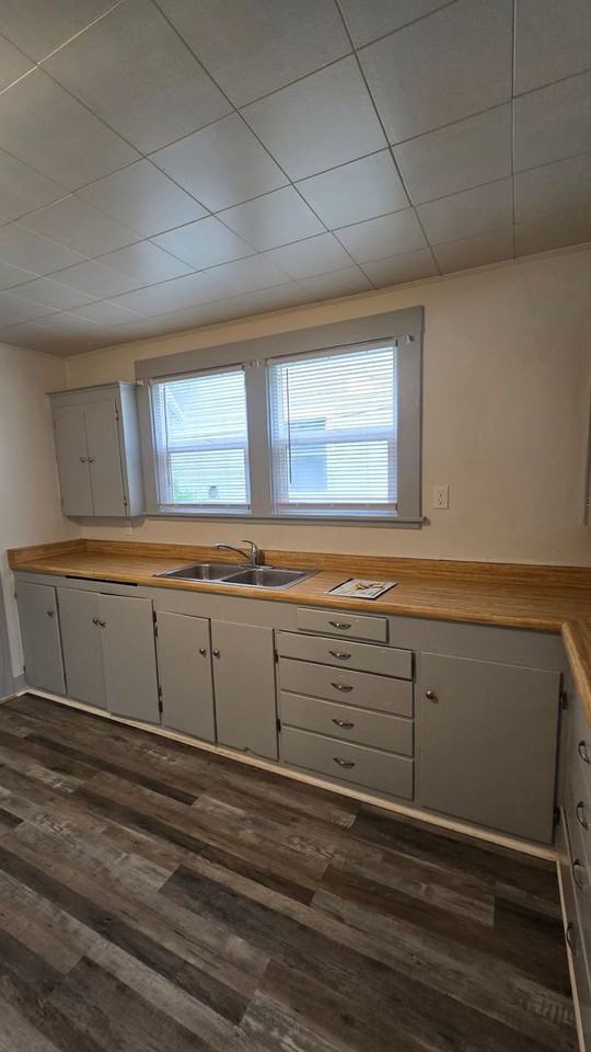 19 W 14th St - Photo 6 of 17