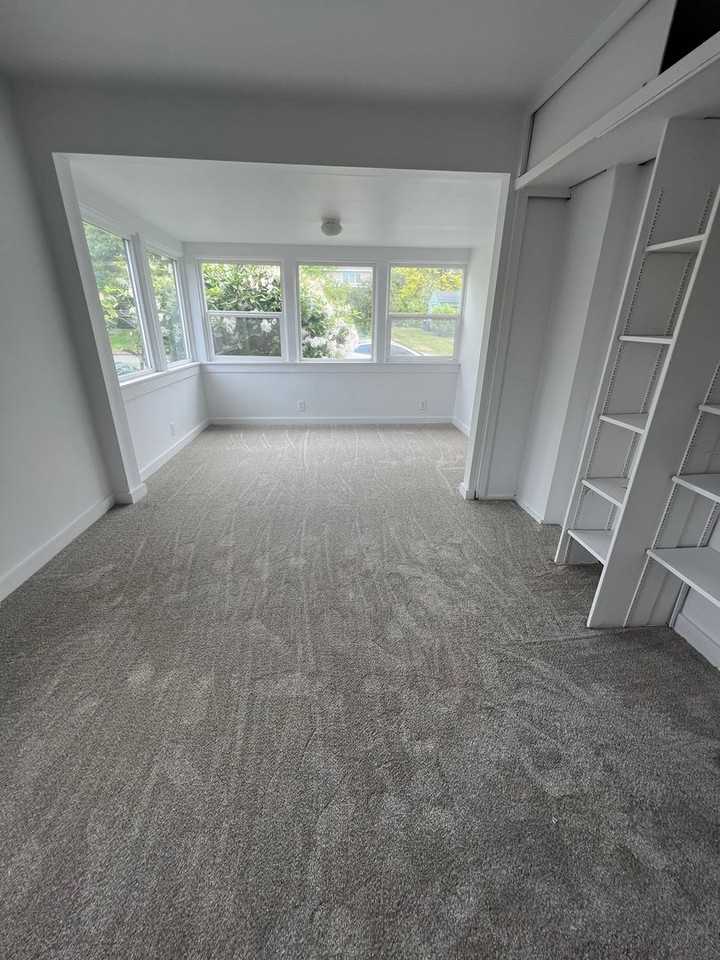 9243 1st Ave Nw - Photo 5 of 11