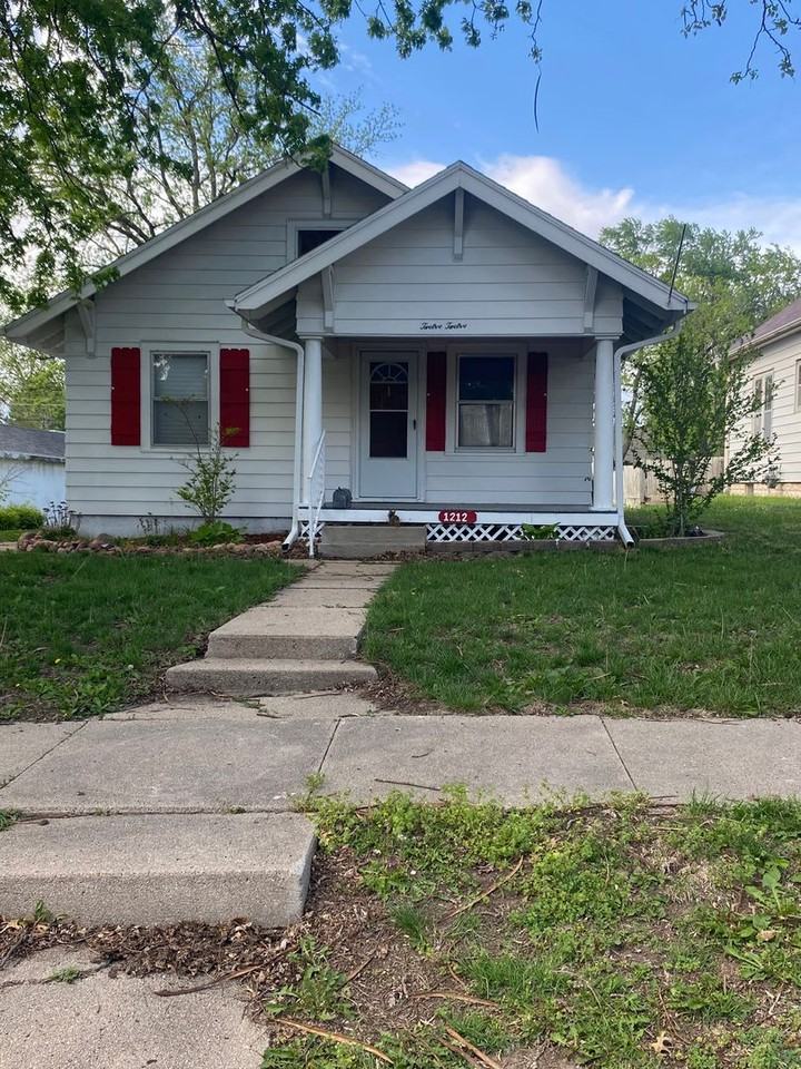 1212 Elk St - Photo 2 of 4