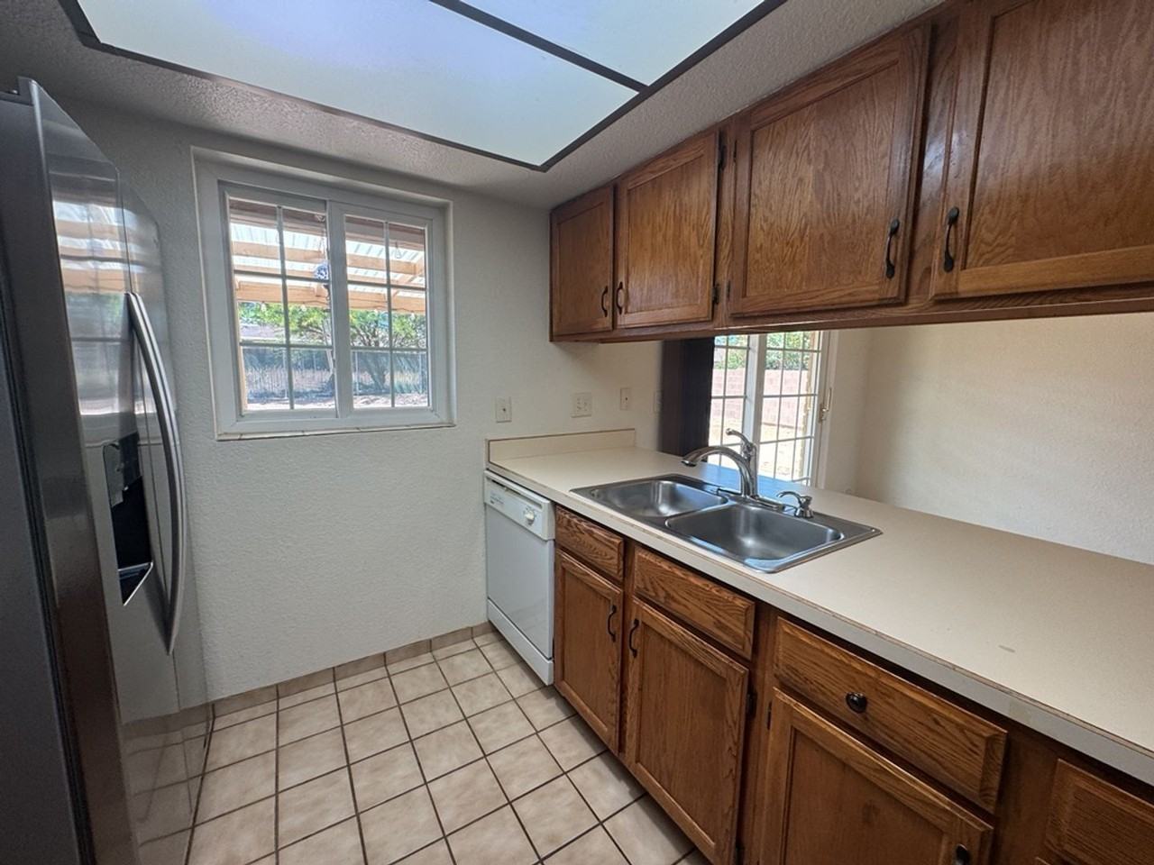 1205 Cottonwood Dr - Photo 6 of 21