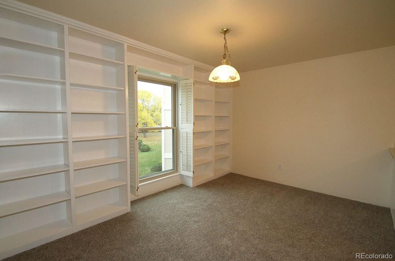 7333 S Xenia Cir #D - Photo 4 of 11