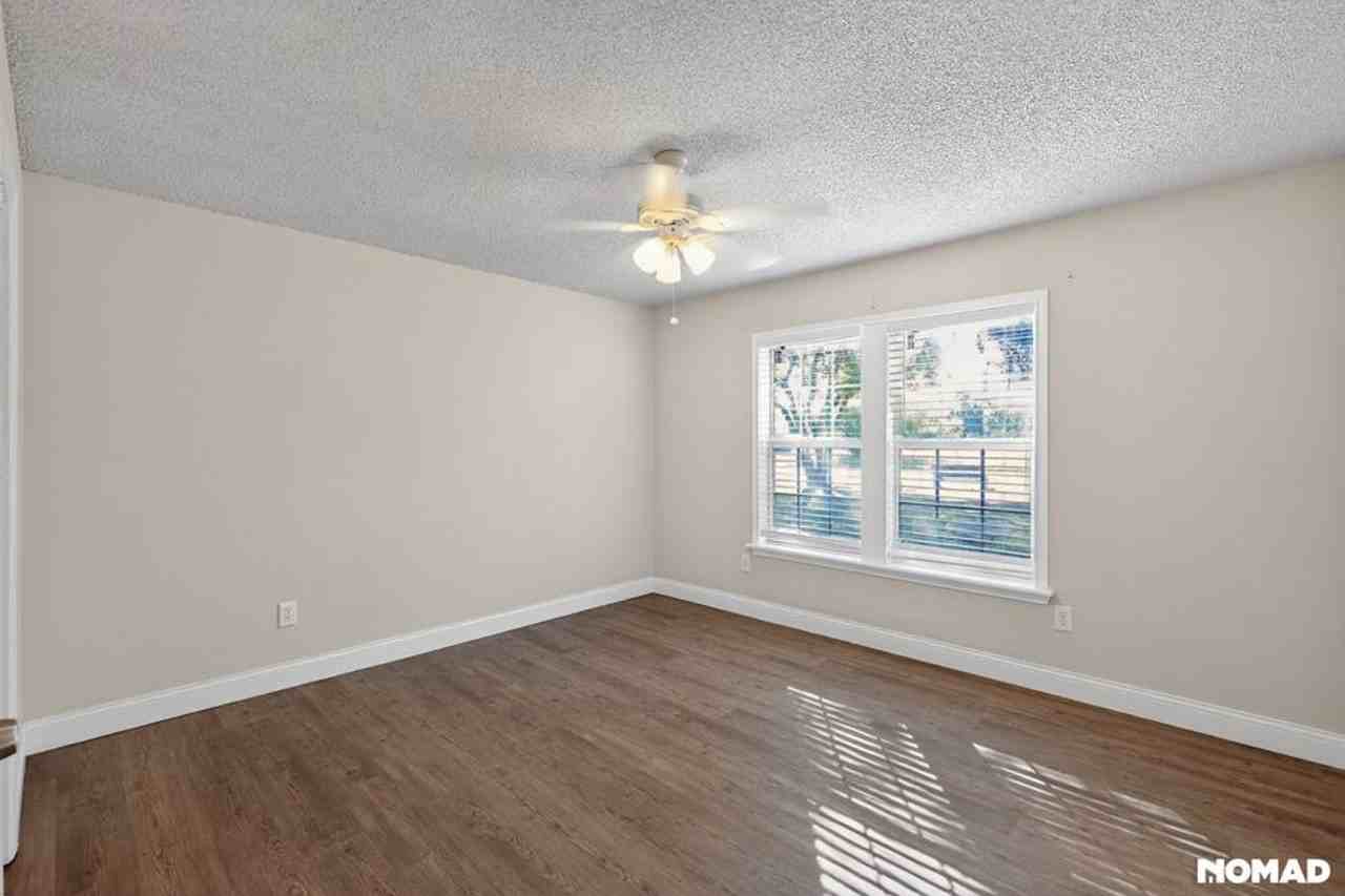 7203 Timbercreek Dr - Photo 2 of 9