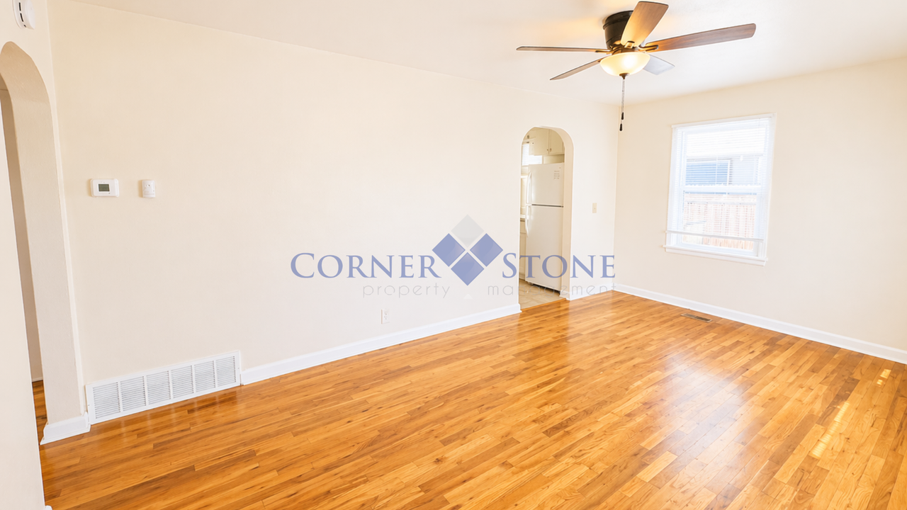 236 Shoshone Ave - Photo 3 of 20