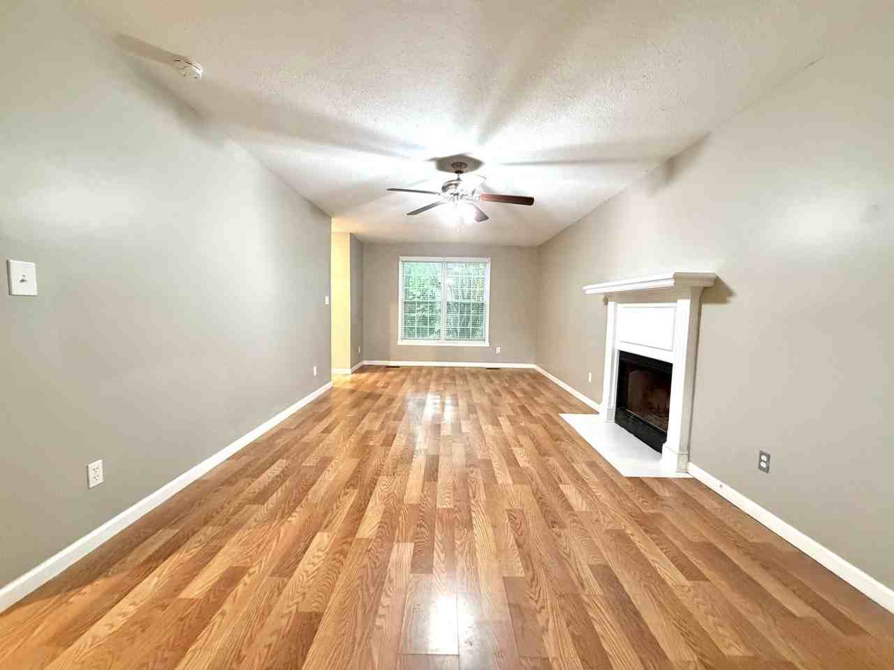 1909 Needmore Rd - Photo 6 of 42