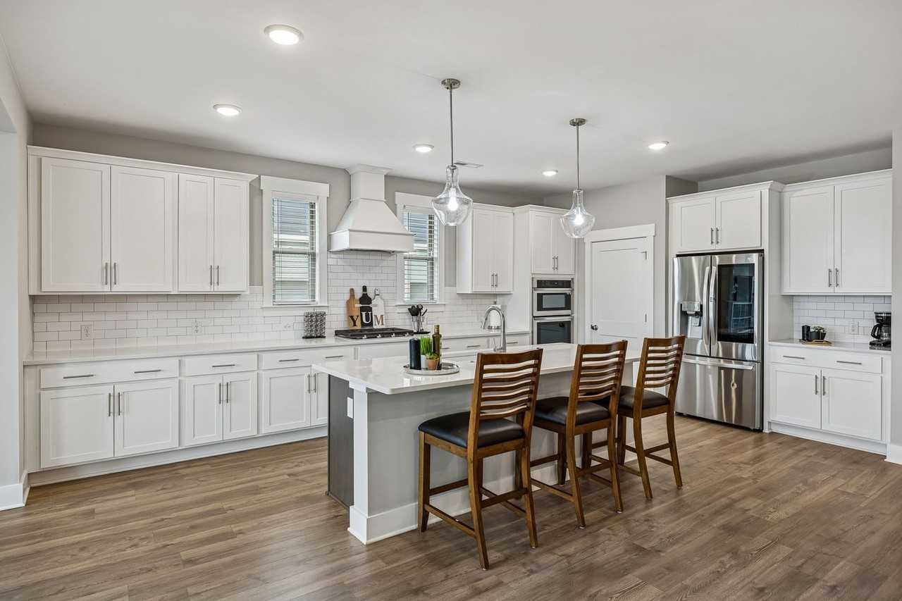 3016 Shandor St - Photo 2 of 41