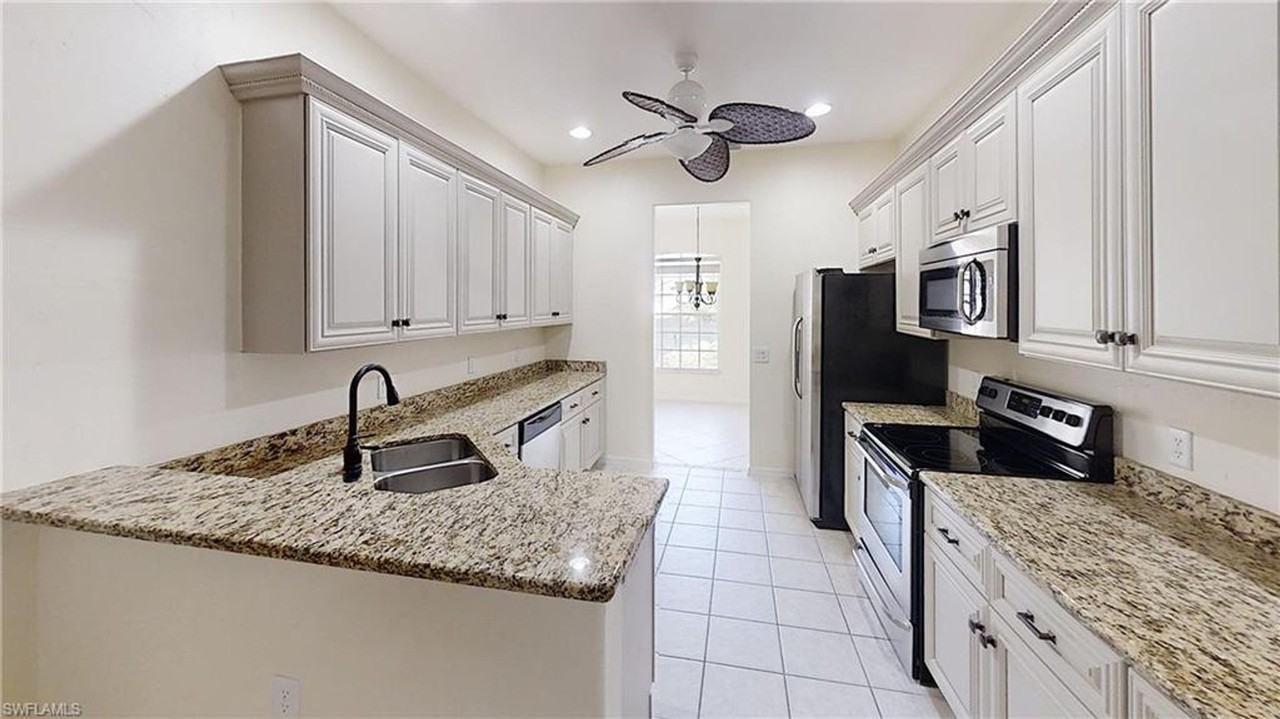 2200 Arielle Dr #1005 - Photo 6 of 34