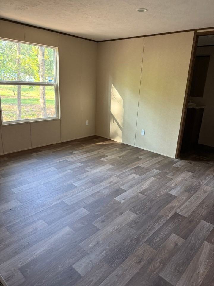 205 205 Esmarelda - Photo 5 of 11