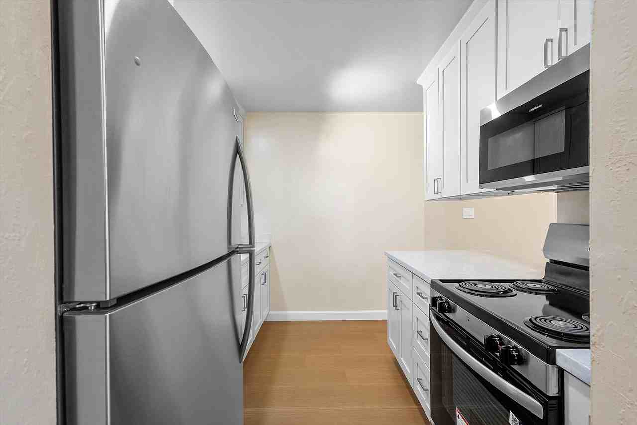2150 Santa Clara Ave #G - Photo 4 of 17