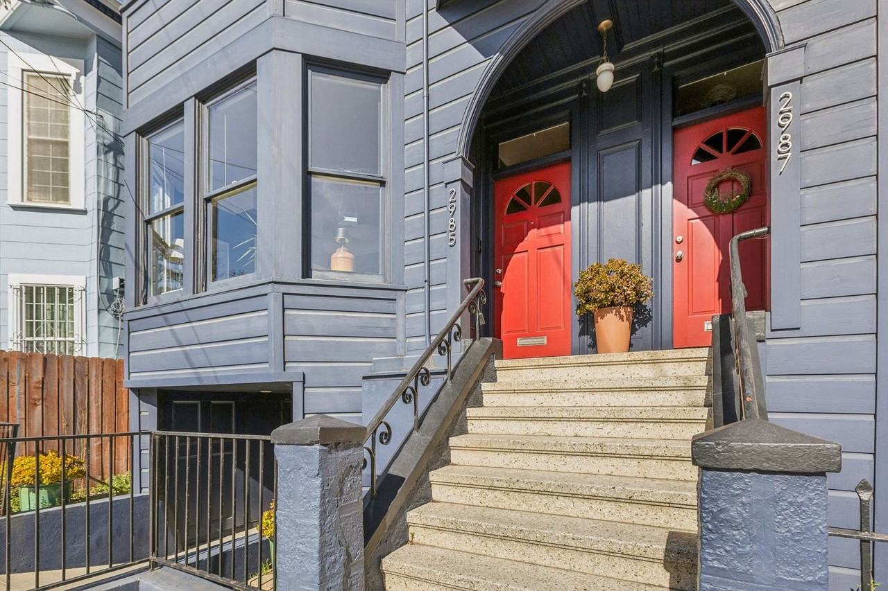 2985 Harrison St - Photo 5 of 40