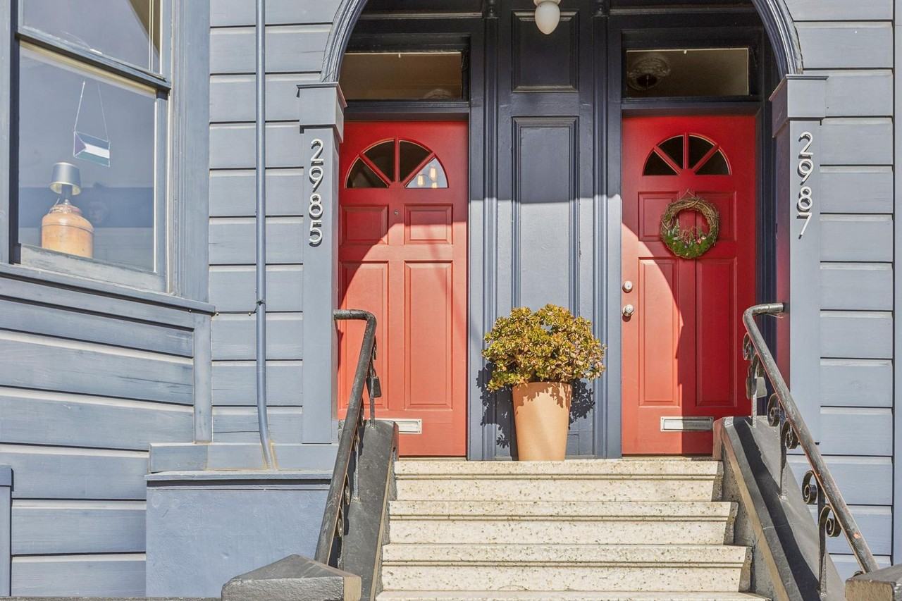 2985 Harrison St - Photo 6 of 40