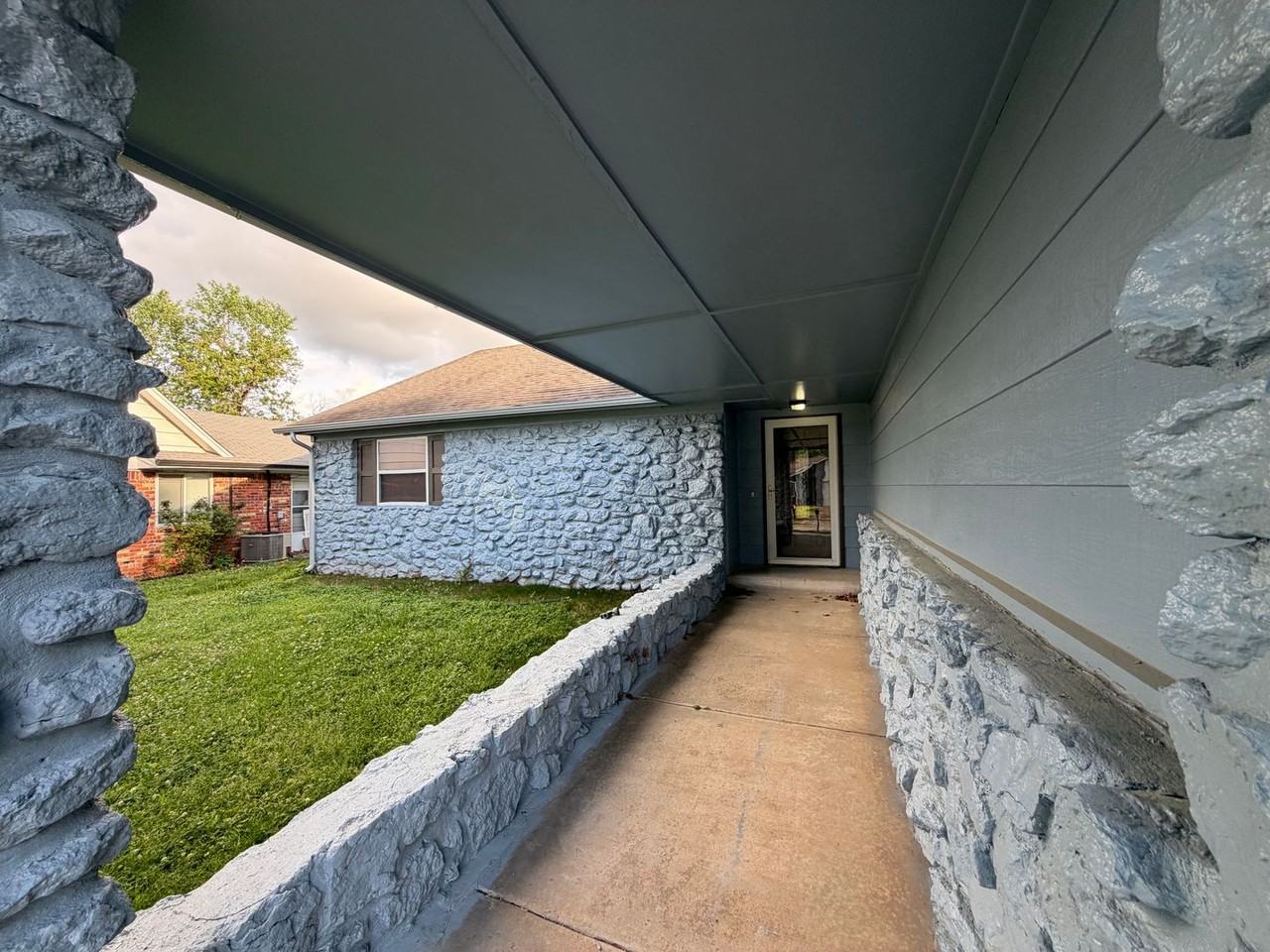 8934 E 56th Pl - Photo 2 of 24