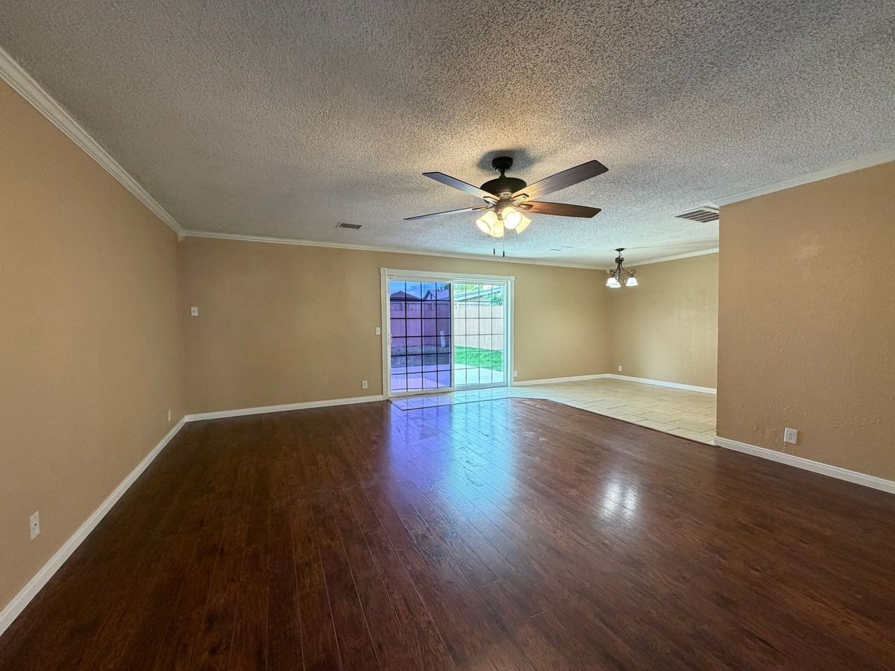 8934 E 56th Pl - Photo 3 of 24