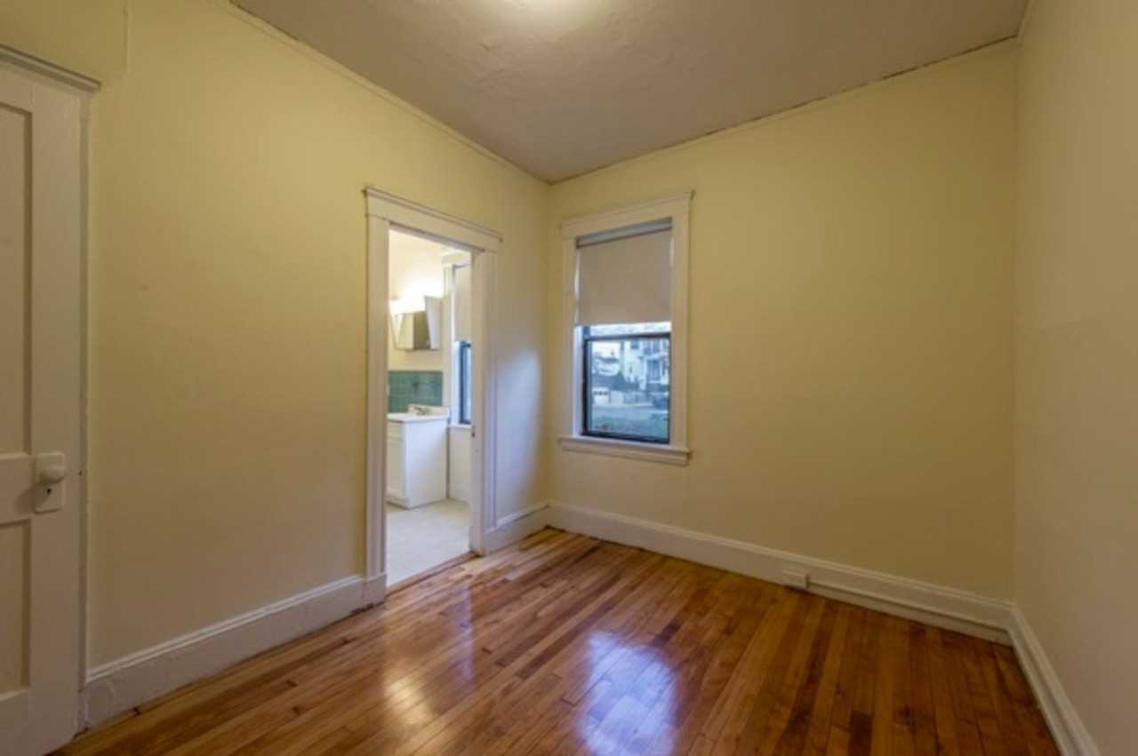 8 Hamilton Rd - Photo 7 of 10