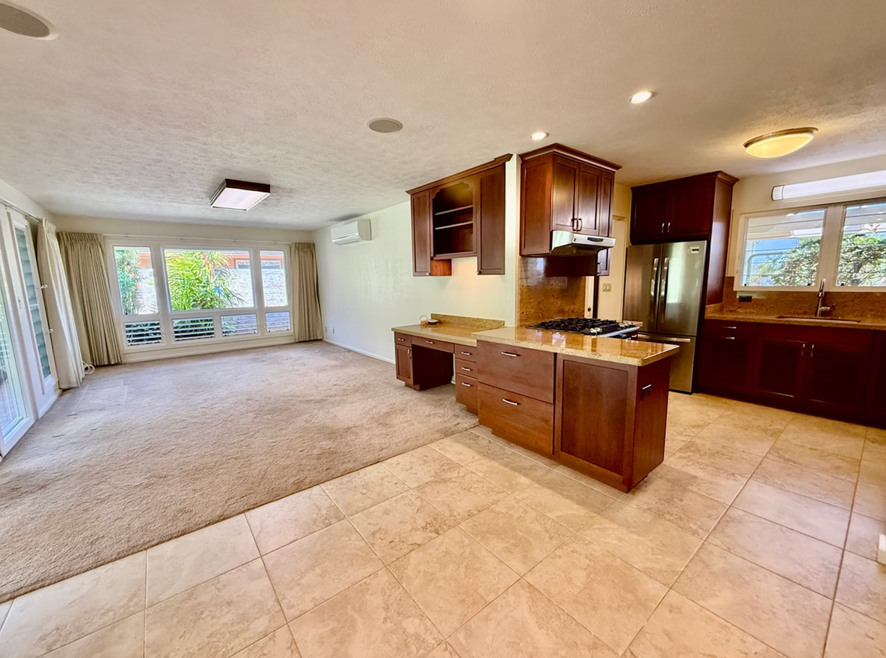 4161 Palaumahu St - Photo 7 of 20