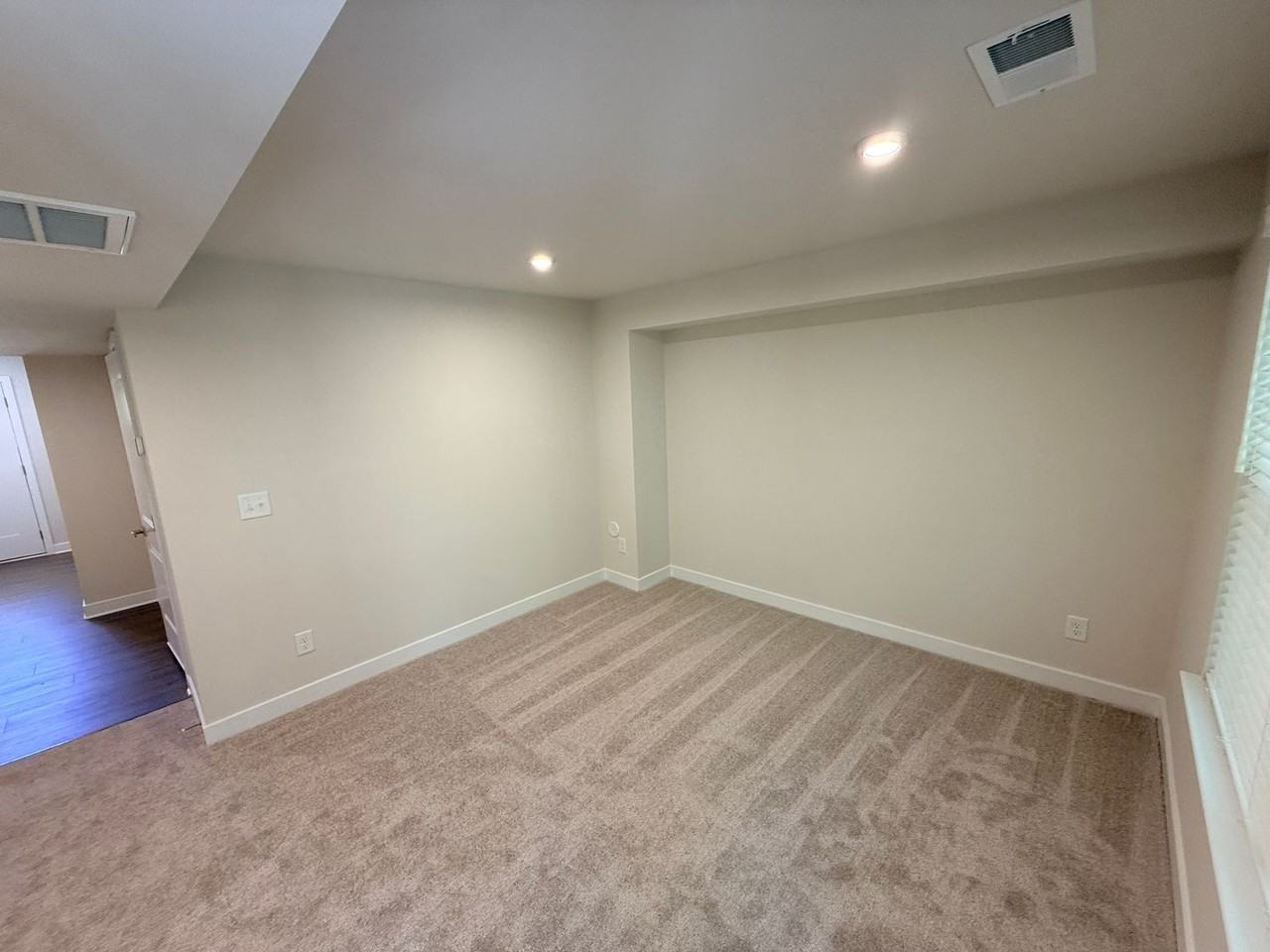 4136 Auburn Oak Ln - Photo 3 of 32