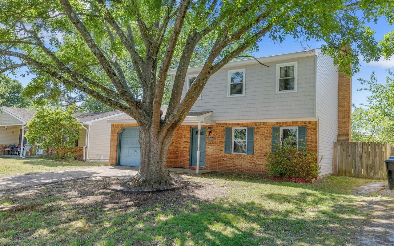 4957 Aquarius Ct - Photo 2 of 33