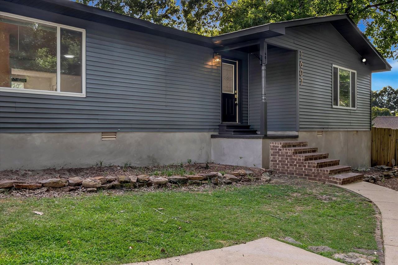 1607 Merrywood Cv - Photo 3 of 29