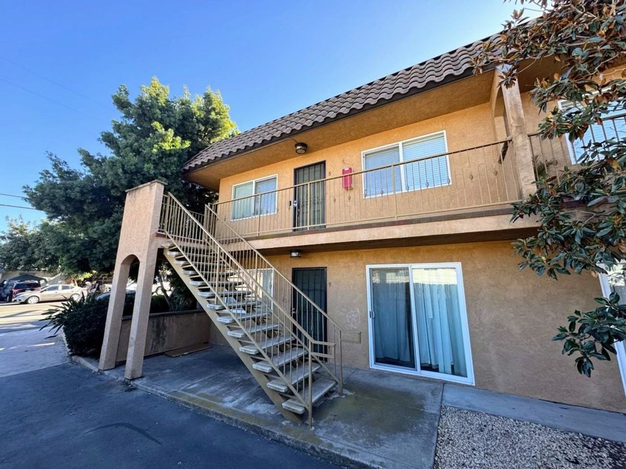 3620 S Barcelona St - Photo 2 of 10