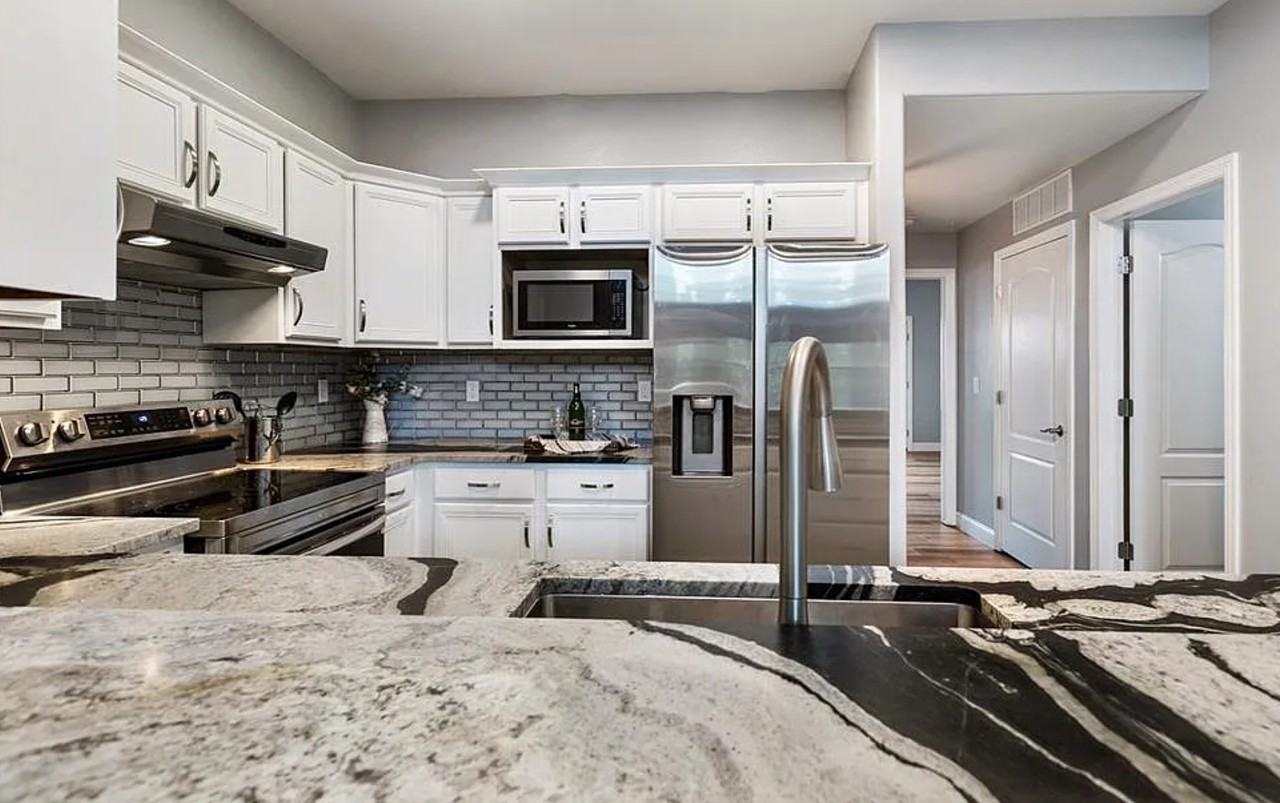 910 S Weber St #200 - Photo 5 of 17