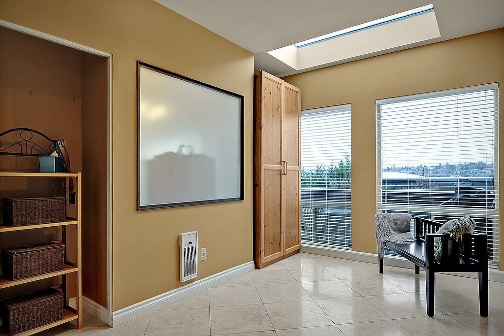 2115 Westlake Ave N #101 - Photo 3 of 15