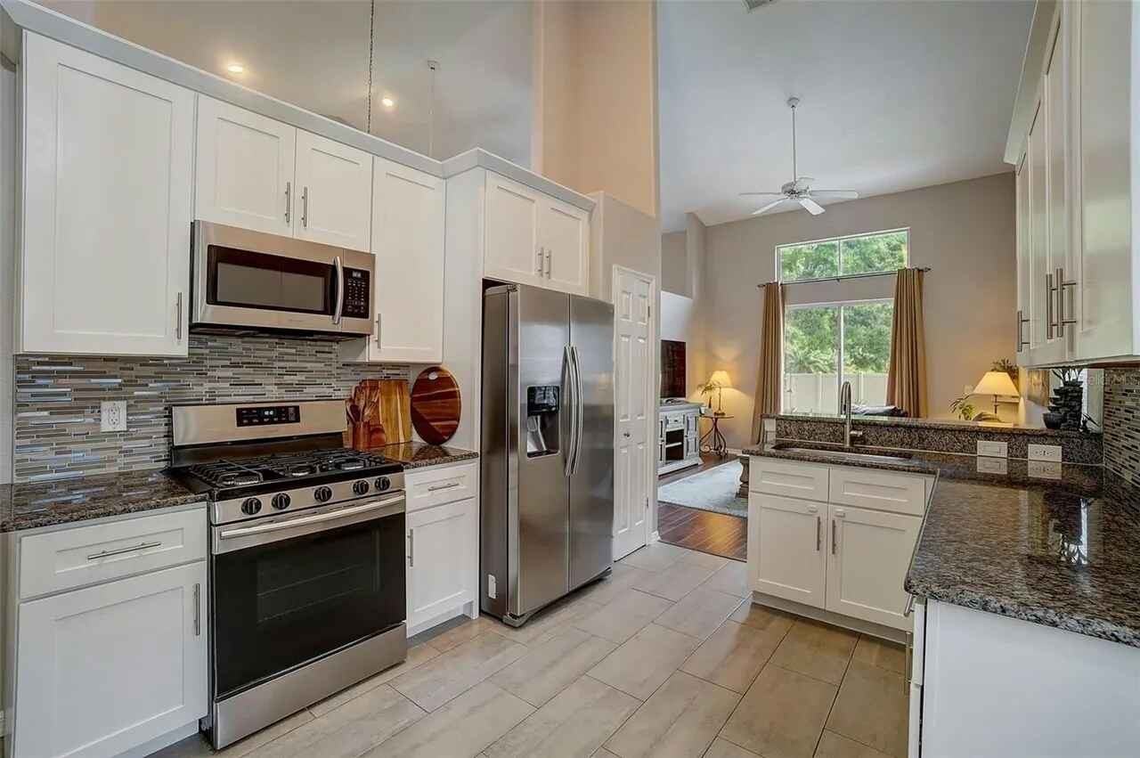 12405 Glenfield Ave #NA - Photo 5 of 39