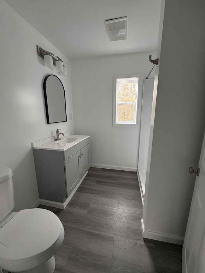 761 Derby Milford Rd #2 - Photo 5 of 12