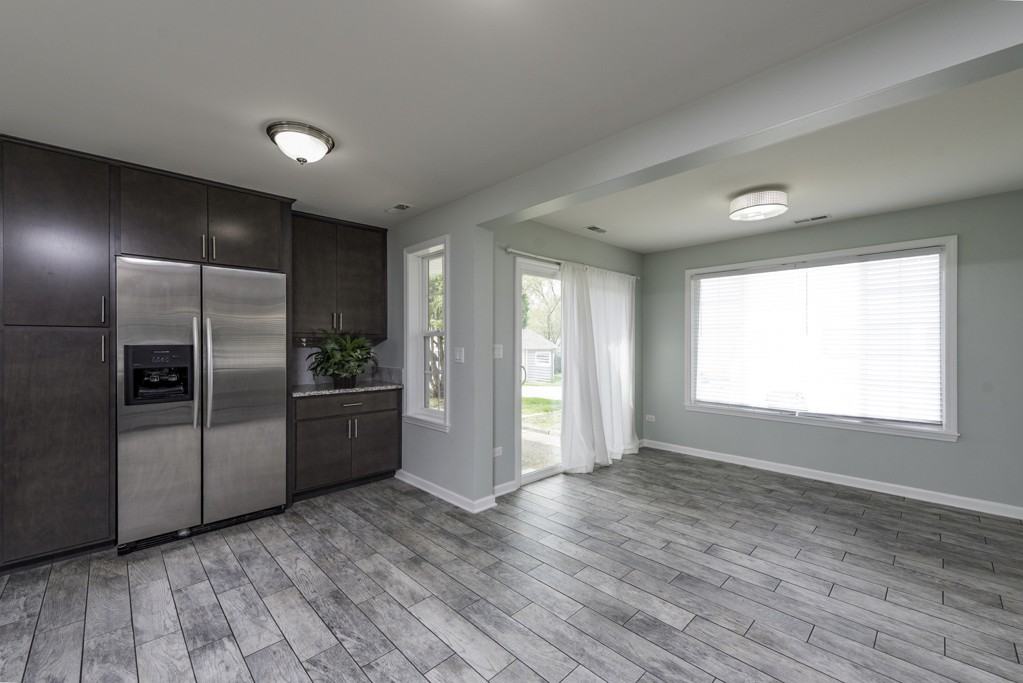 33047 N Ridge Rd #NA - Photo 2 of 14