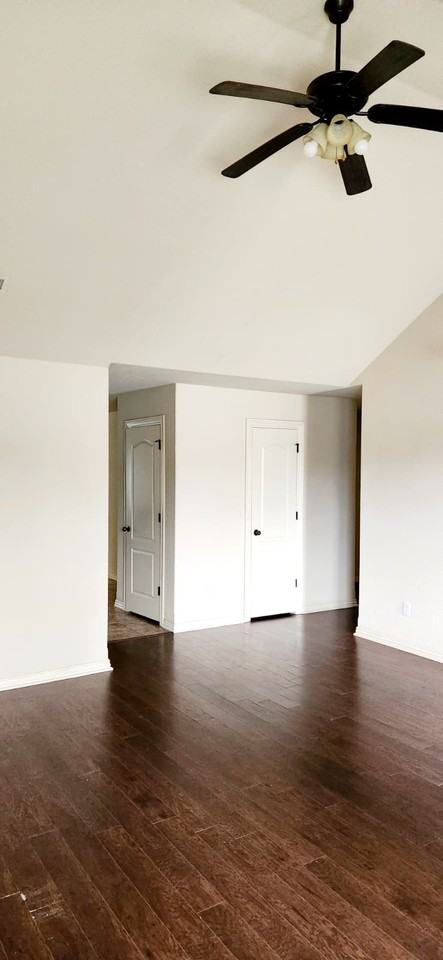 848 Oakwood Ct #848 - Photo 3 of 26