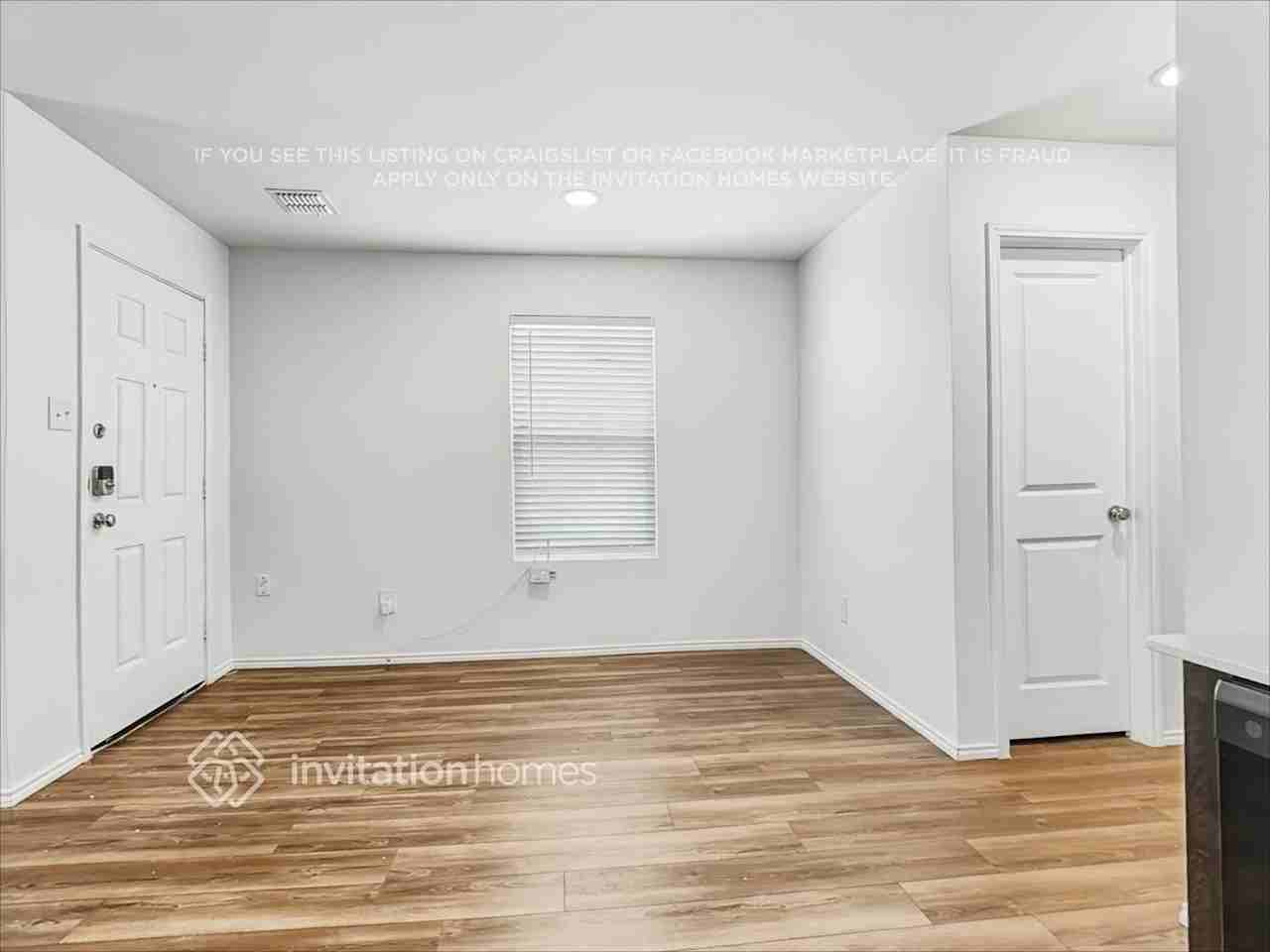 3050 Wallace Wells Ct - Photo 7 of 22