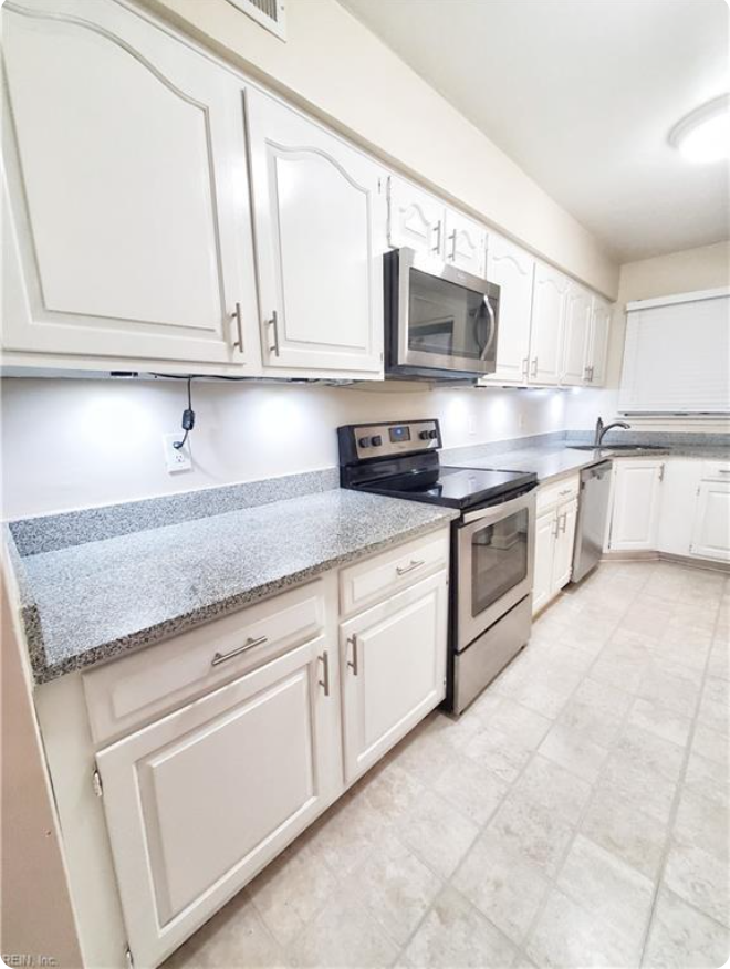 849 Baldwin Ave #1 - Photo 5 of 8