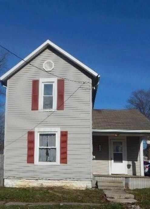 124 W Mark St - Photo 2 of 12