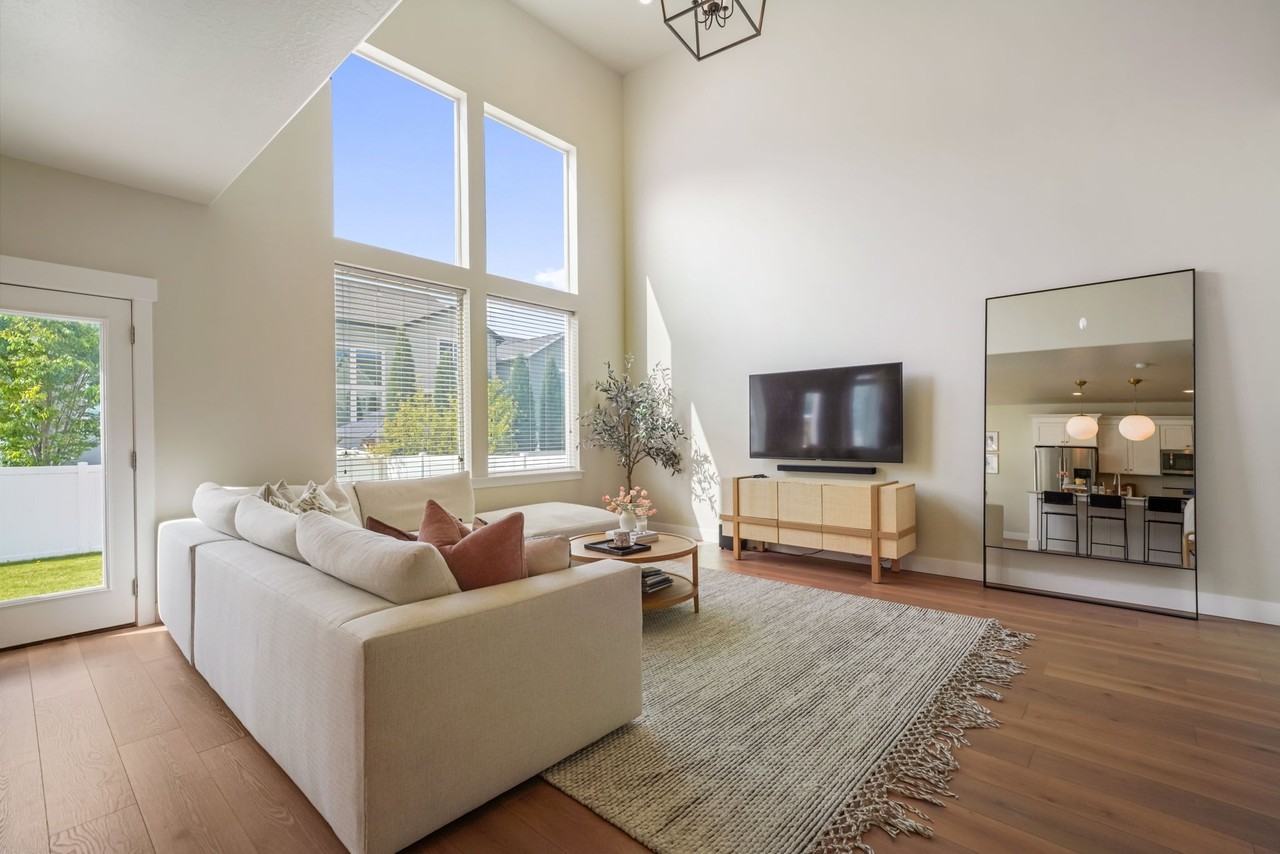 965 W Rutledge Rd - Photo 3 of 18