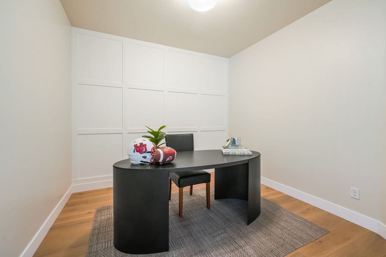 965 W Rutledge Rd - Photo 7 of 18