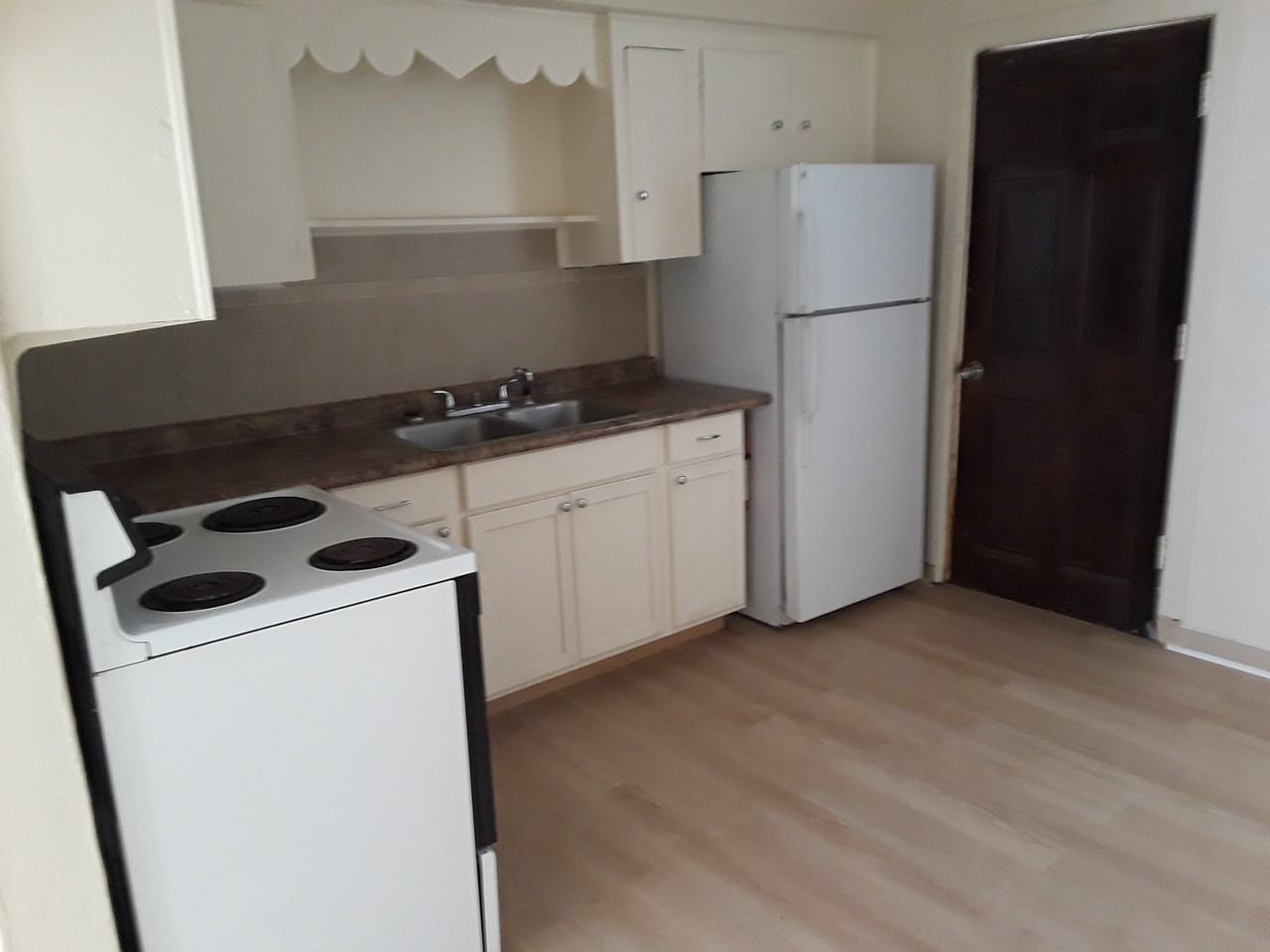 1710 Rose Blvd - Photo 4 of 9