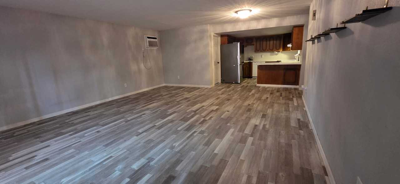 1711 1st St S #3 - Photo 3 of 11