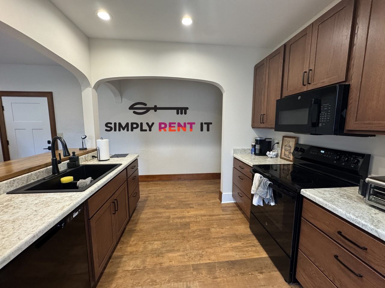 3226 West St - Photo 5 of 18