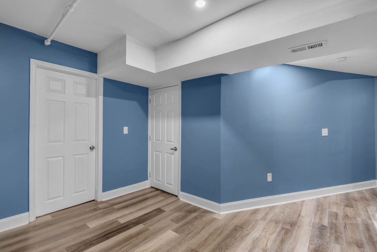 5436 Woodcrest Ave #2 - Photo 6 of 11