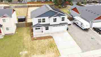 featured image of 111 Carver Walk Se #1