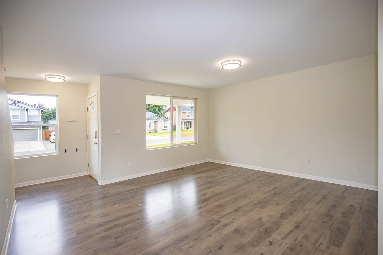 111 Carver Walk Se #1 - Photo 3 of 24