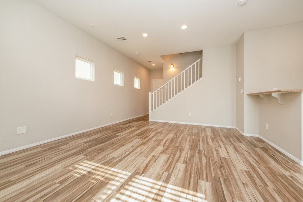 4508 Harbison Canyon Ct - Photo 5 of 17