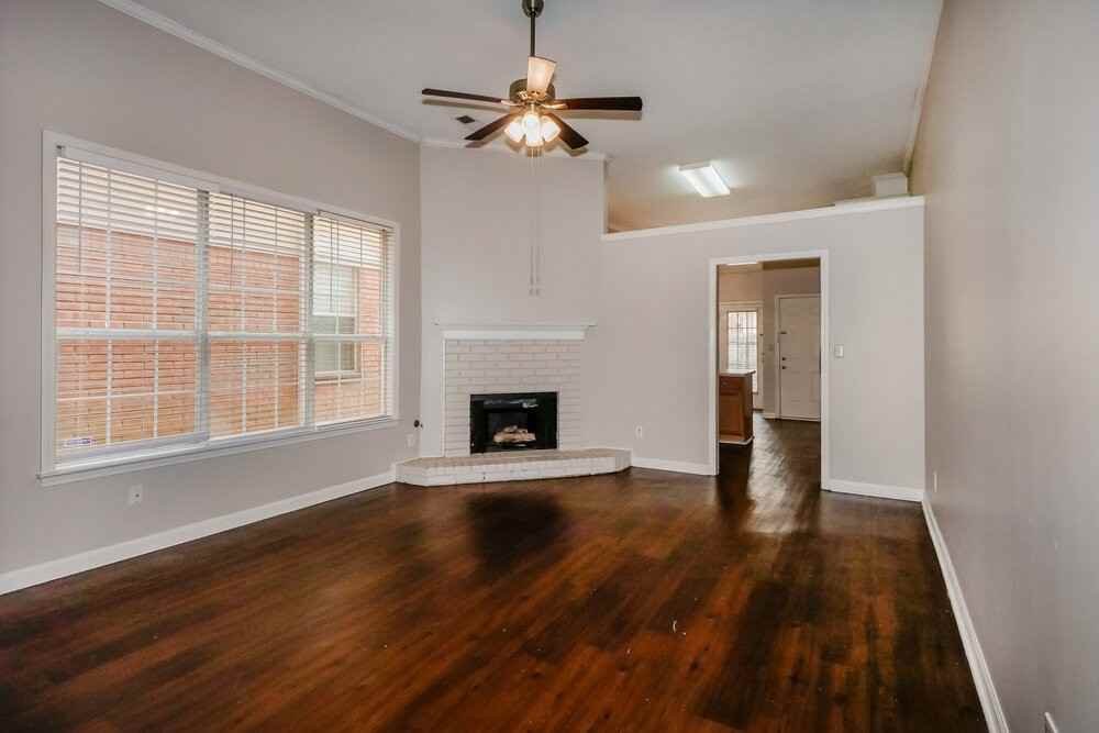 596 N Ericson Rd - Photo 5 of 16