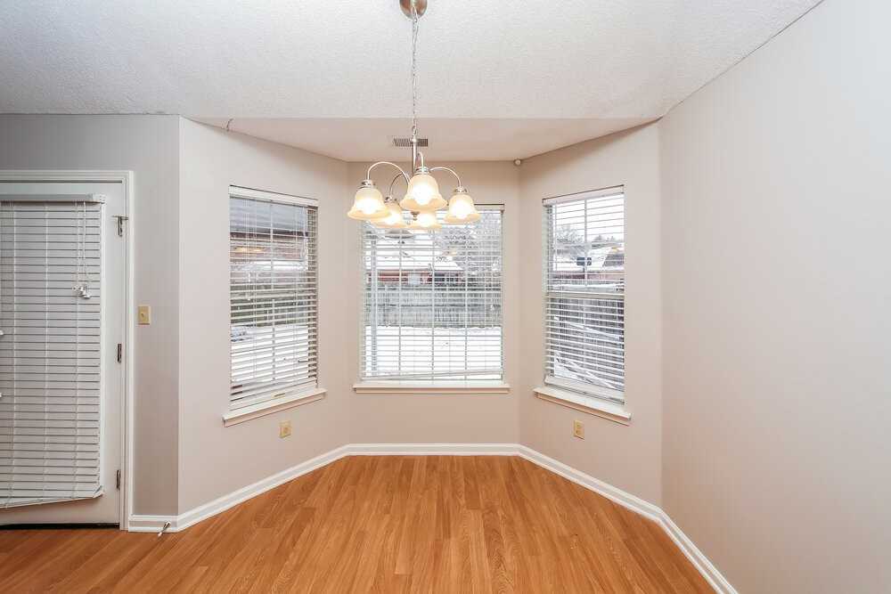 8243 Cross Point Dr - Photo 6 of 16