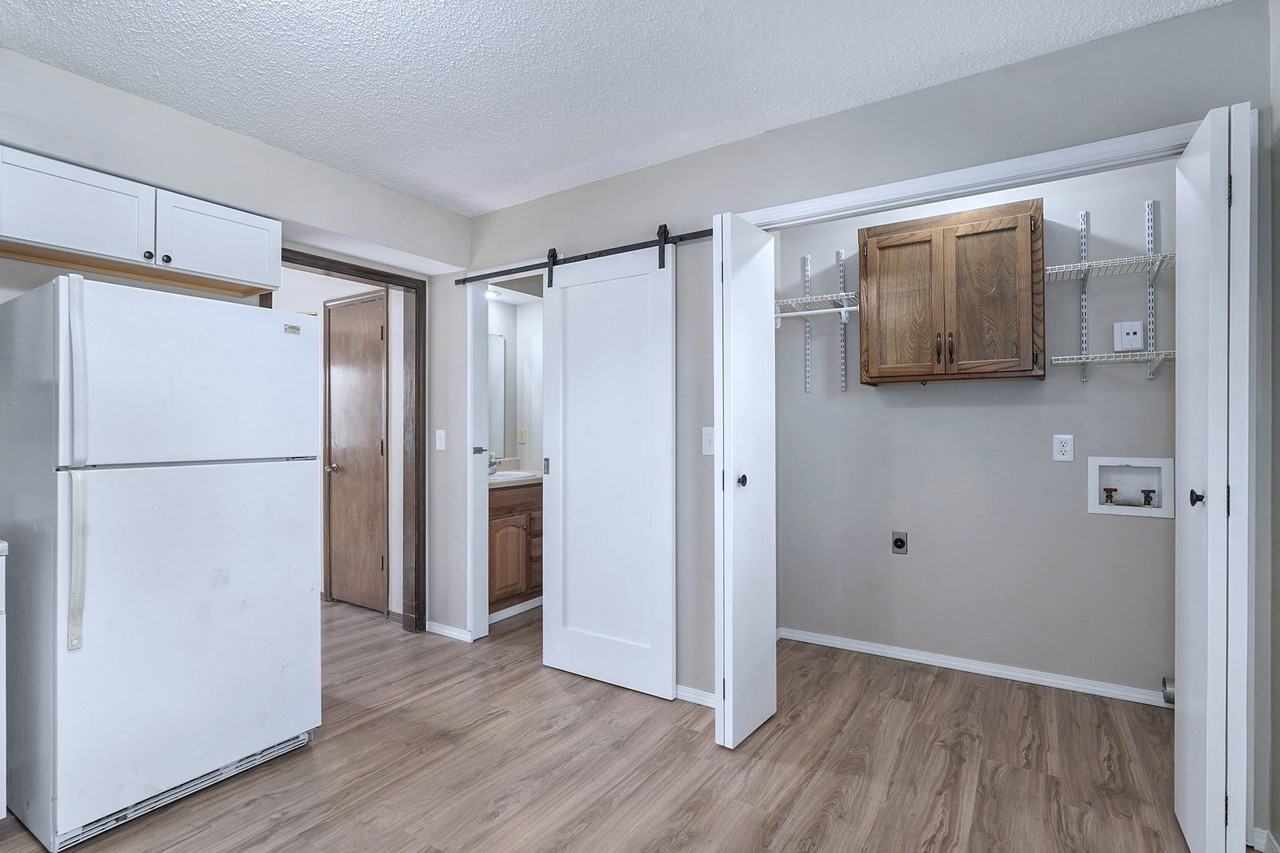 1203D N Main St #D - Photo 7 of 14