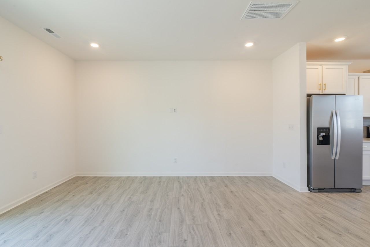 15010 Scoter St #1 - Photo 6 of 34