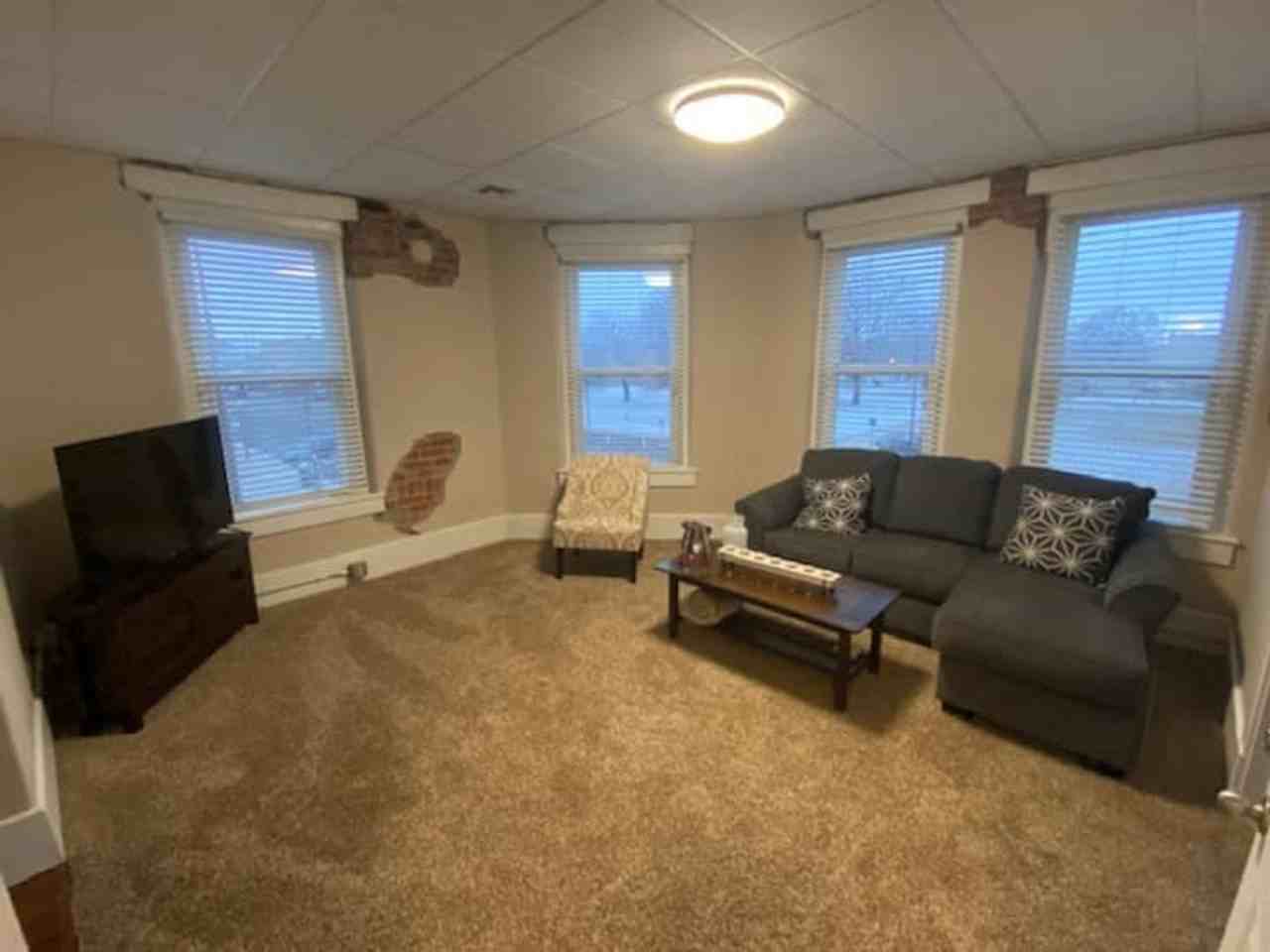 1 N Jefferson Ave - Photo 5 of 14