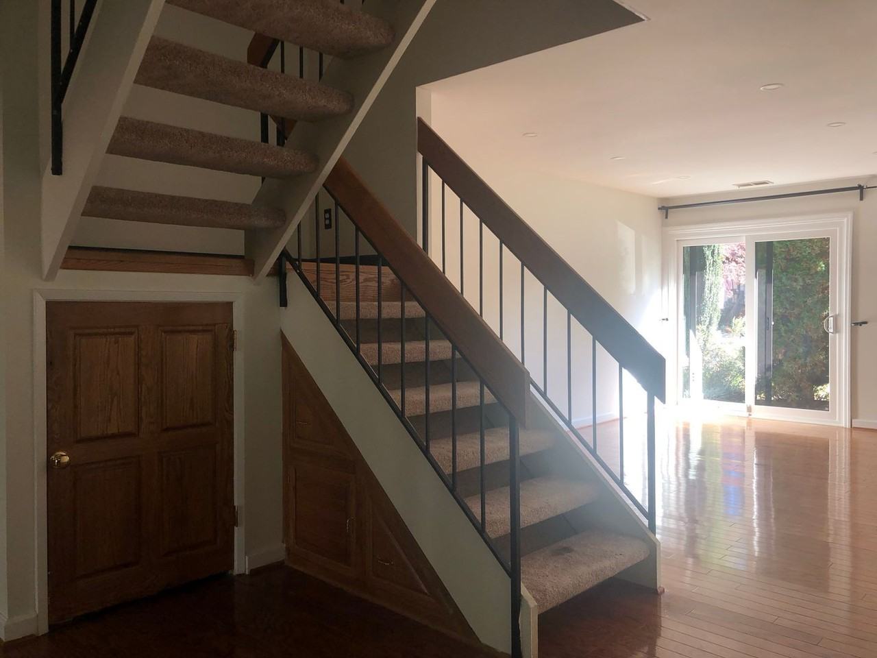 2254 Coppersmith Sq - Photo 6 of 35