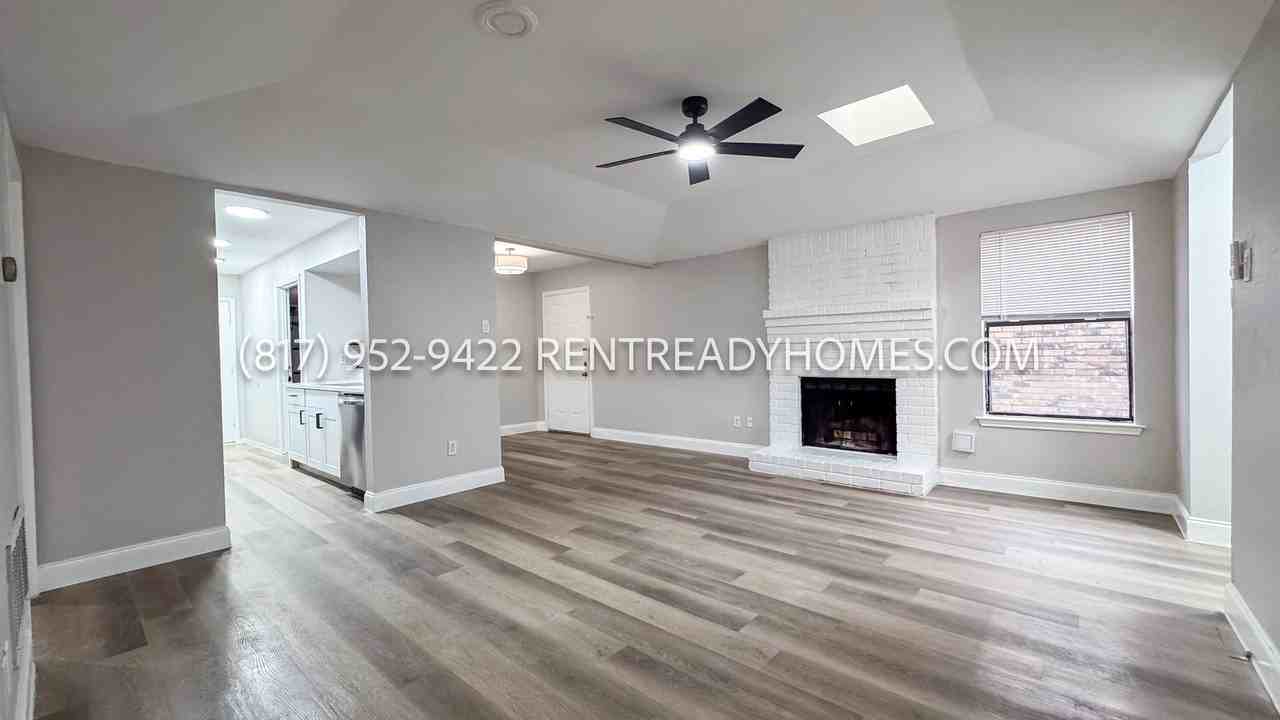 1334 Natchez Trce - Photo 6 of 32